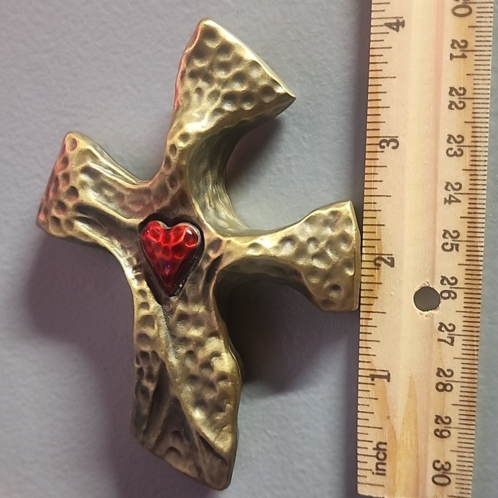 VTG Handheld Gold Metal Palm Prayer Cross Red Heart - Picture 3 of 4